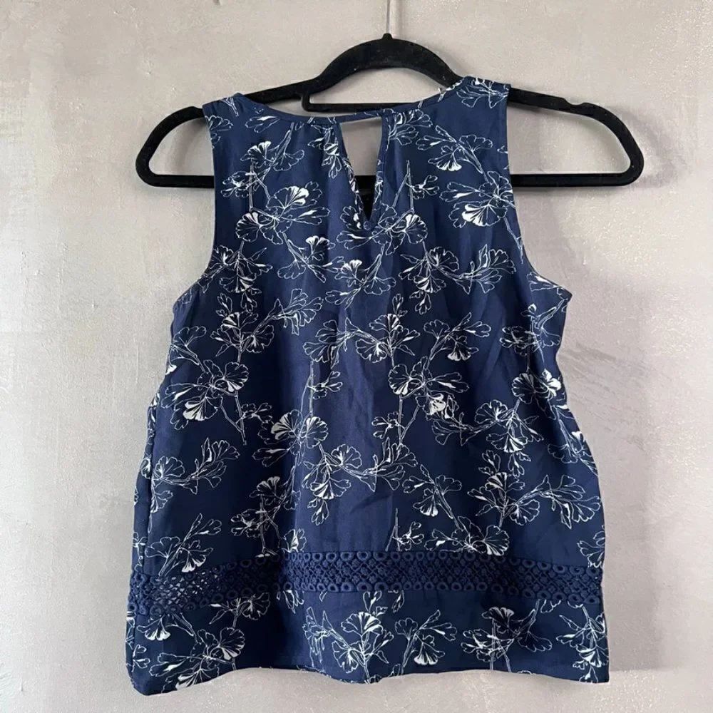 Abercrombie & Fitch Lace Panel Shell Tank Top - Picture 2 of 2